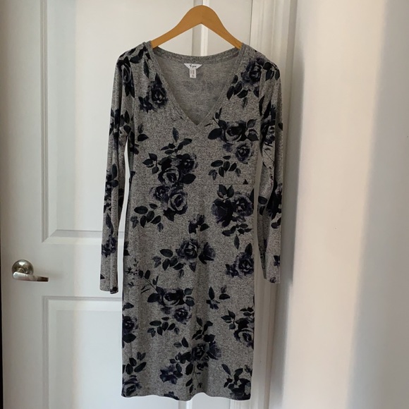 Thyme Maternité flower print dress - Picture 2 of 6